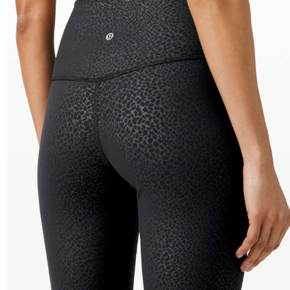⚫️ Lululemon Align HR Pant 25" Code Emboss Black - Picture 4 of 9